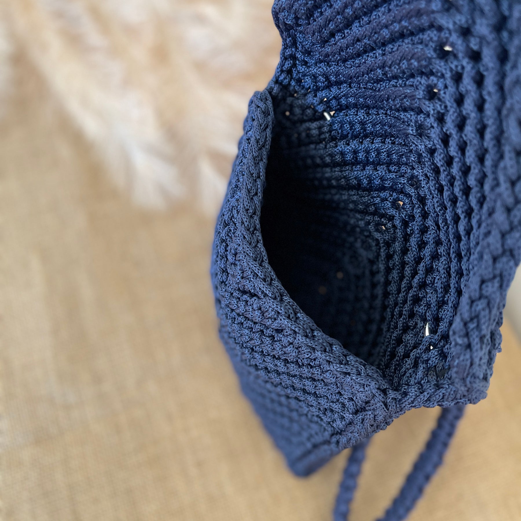 Handmade Crochet Crossbody Bag, size 18x17cm