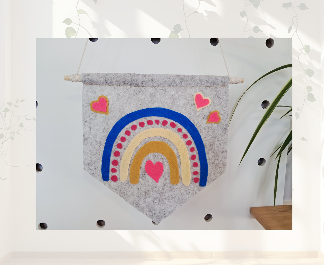 Kid's Bedroom Felt Wall-Hanging - Hearts & Rainbow