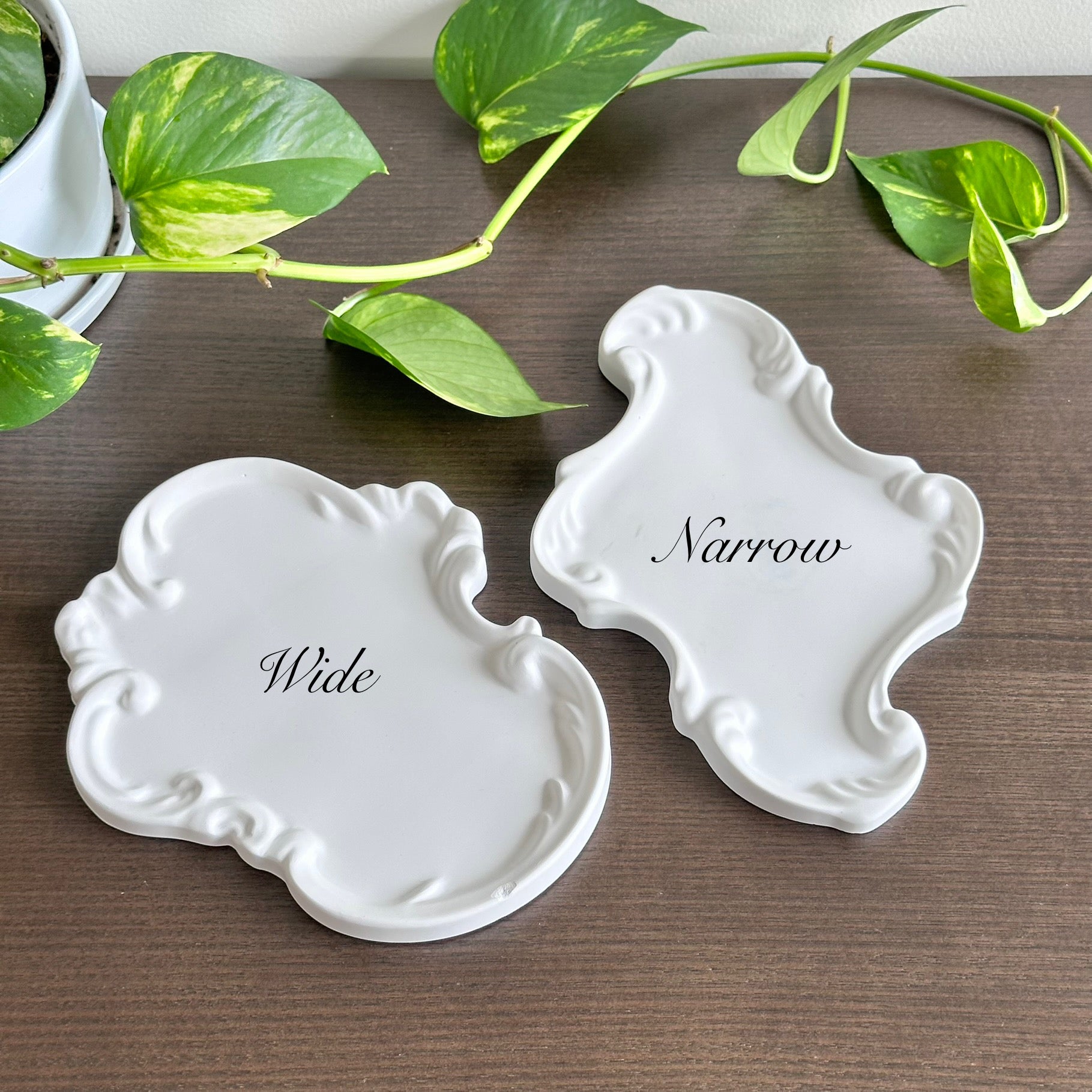 Vintage-style trinket trays