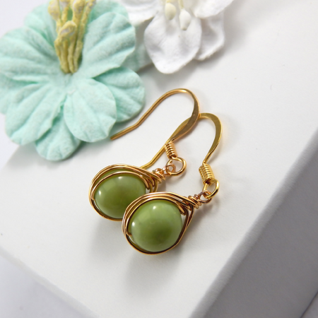 One Pea In A Pod Earrings Green Chrysoprase