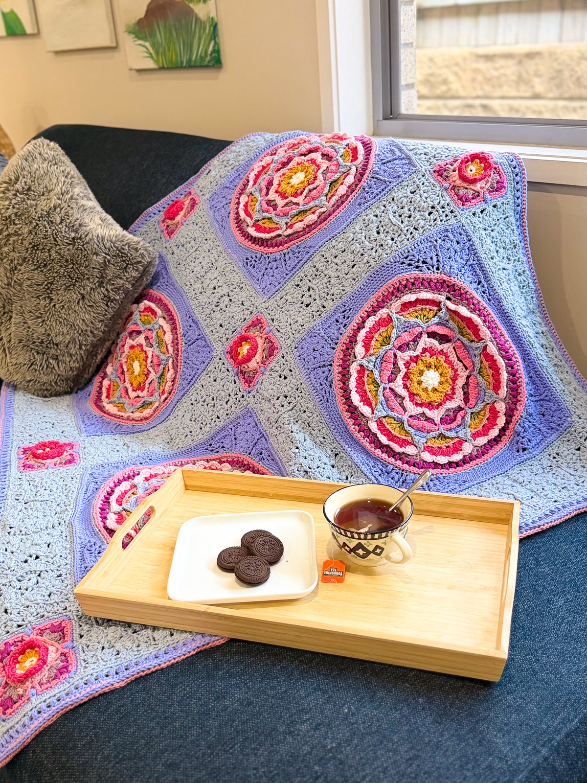 #100 Medium Size Blanket Main Colour Blue