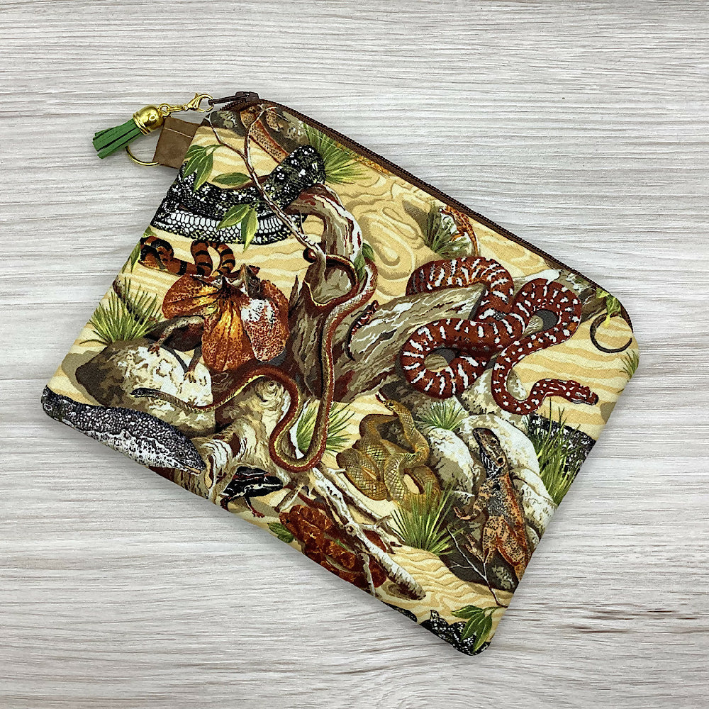 Snakes reptiles Zip Pouch (21cm x 16cm) Fully lined, lightly padded