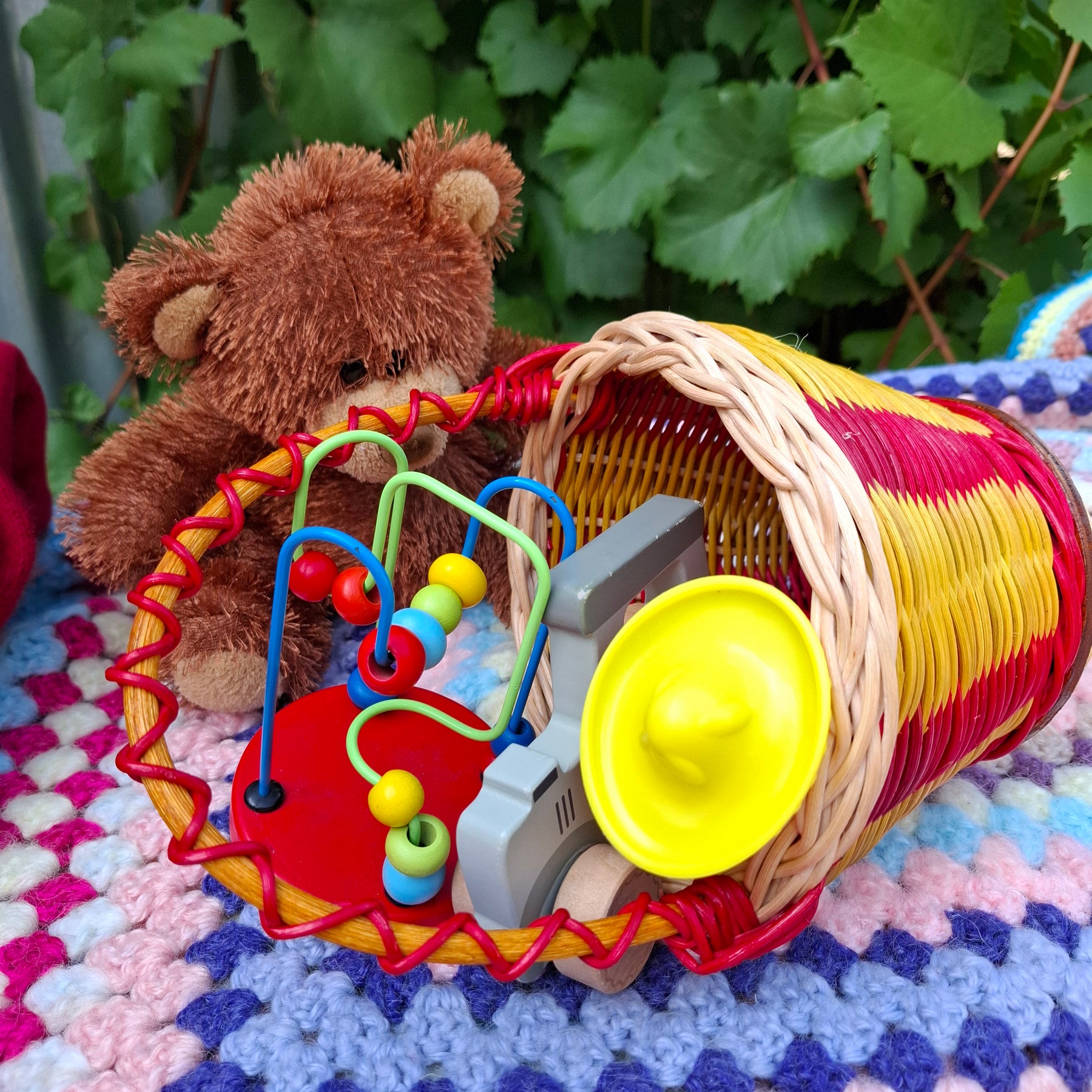 Basket children toys play gifts entertainment birthday easter