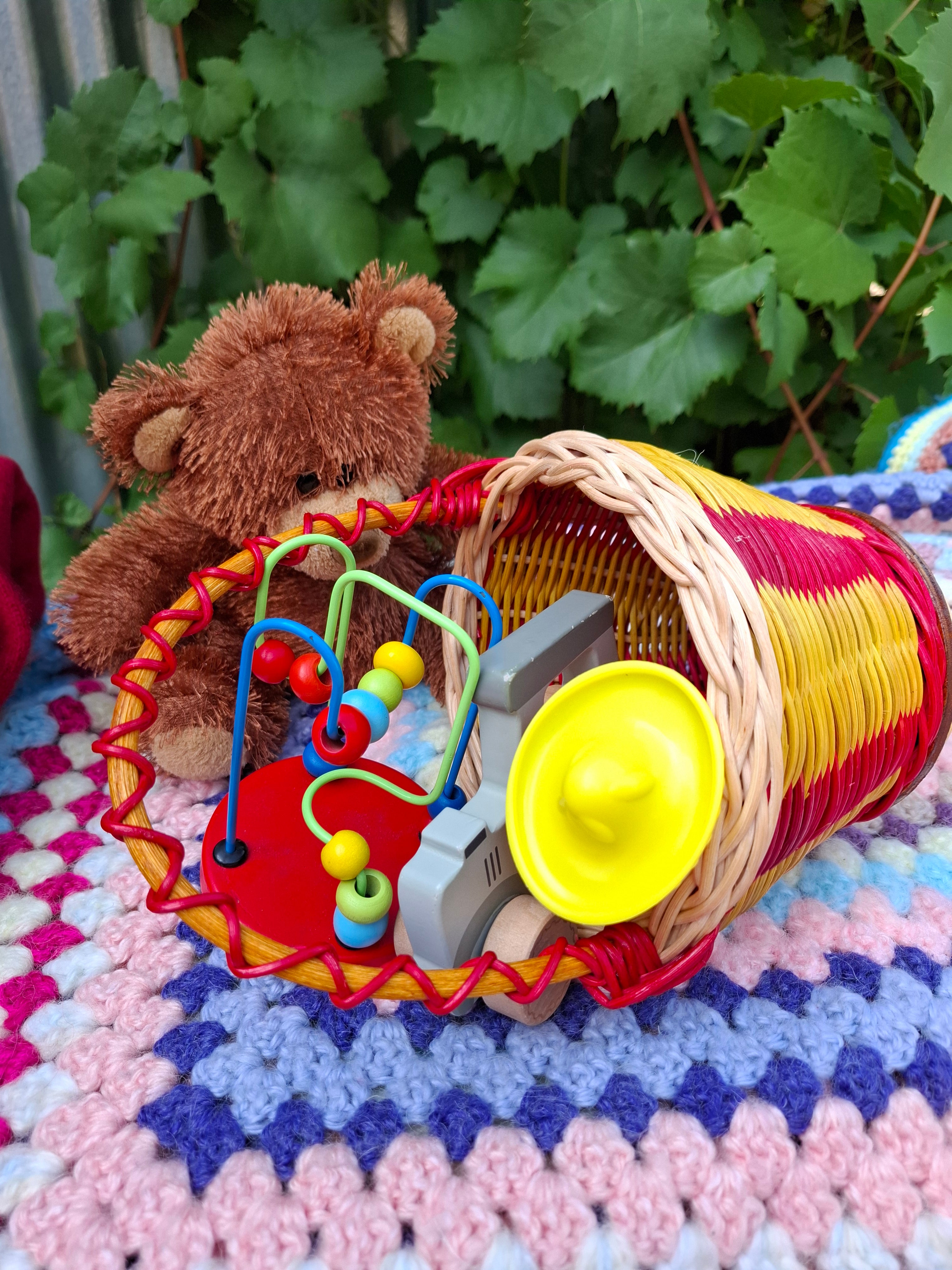 Basket children toys play gifts entertainment birthday easter