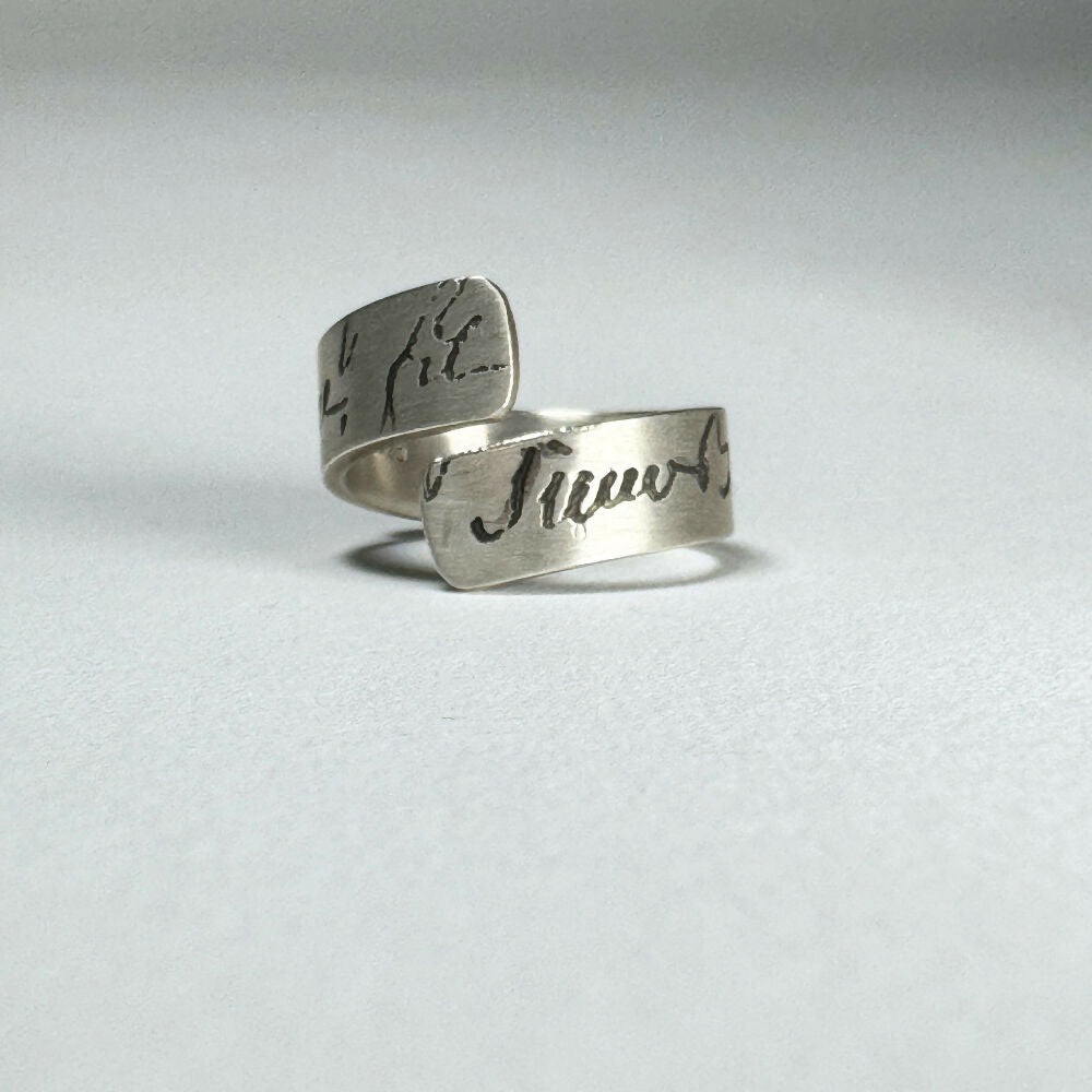 Manu Scriptum Wrap ring 2