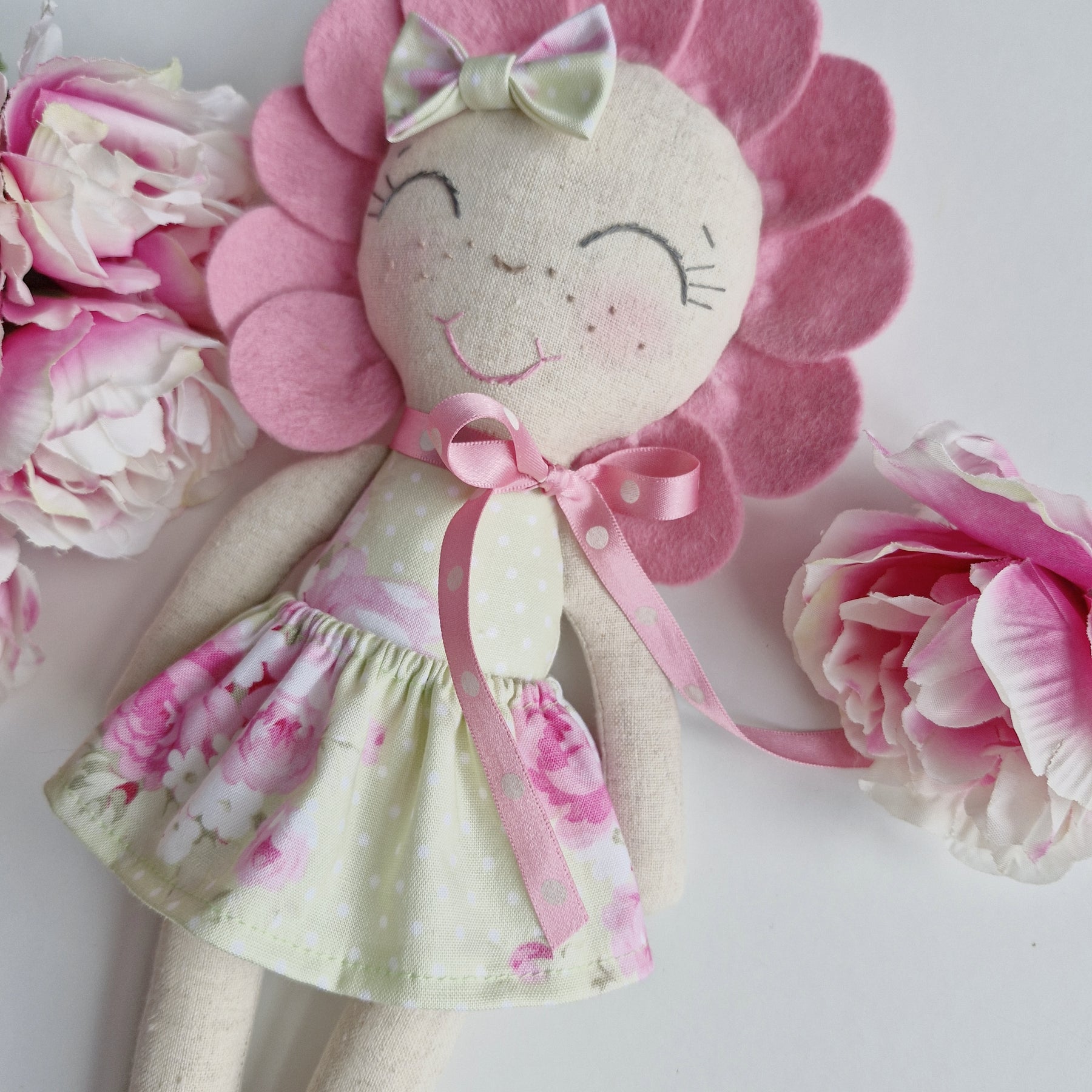 Lil Miss Petals - Slipper Rose