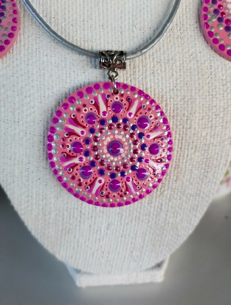 Stunning Dot Art Pendant and Earing set called "In The Pink"