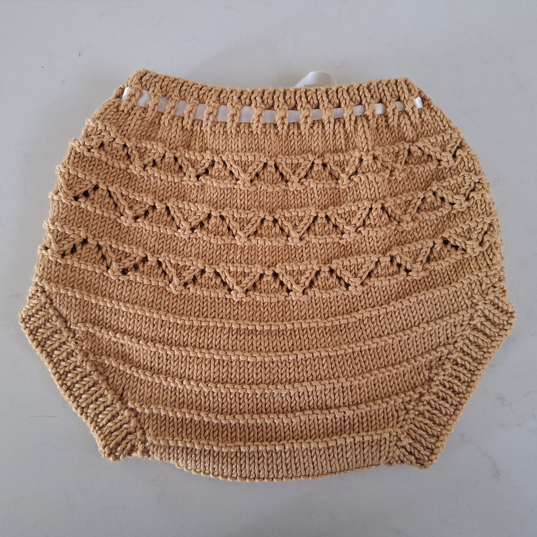 Handknitted Baby-Toddler Bloomers Sz 1-2 Yrs Mustard