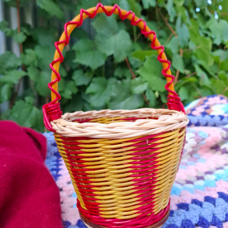 Basket children toys play gifts entertainment birthday easter