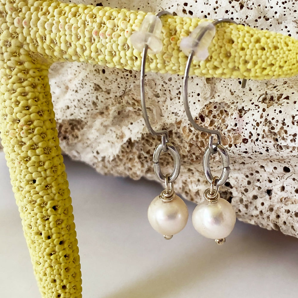 Cultured Pearl Earrings