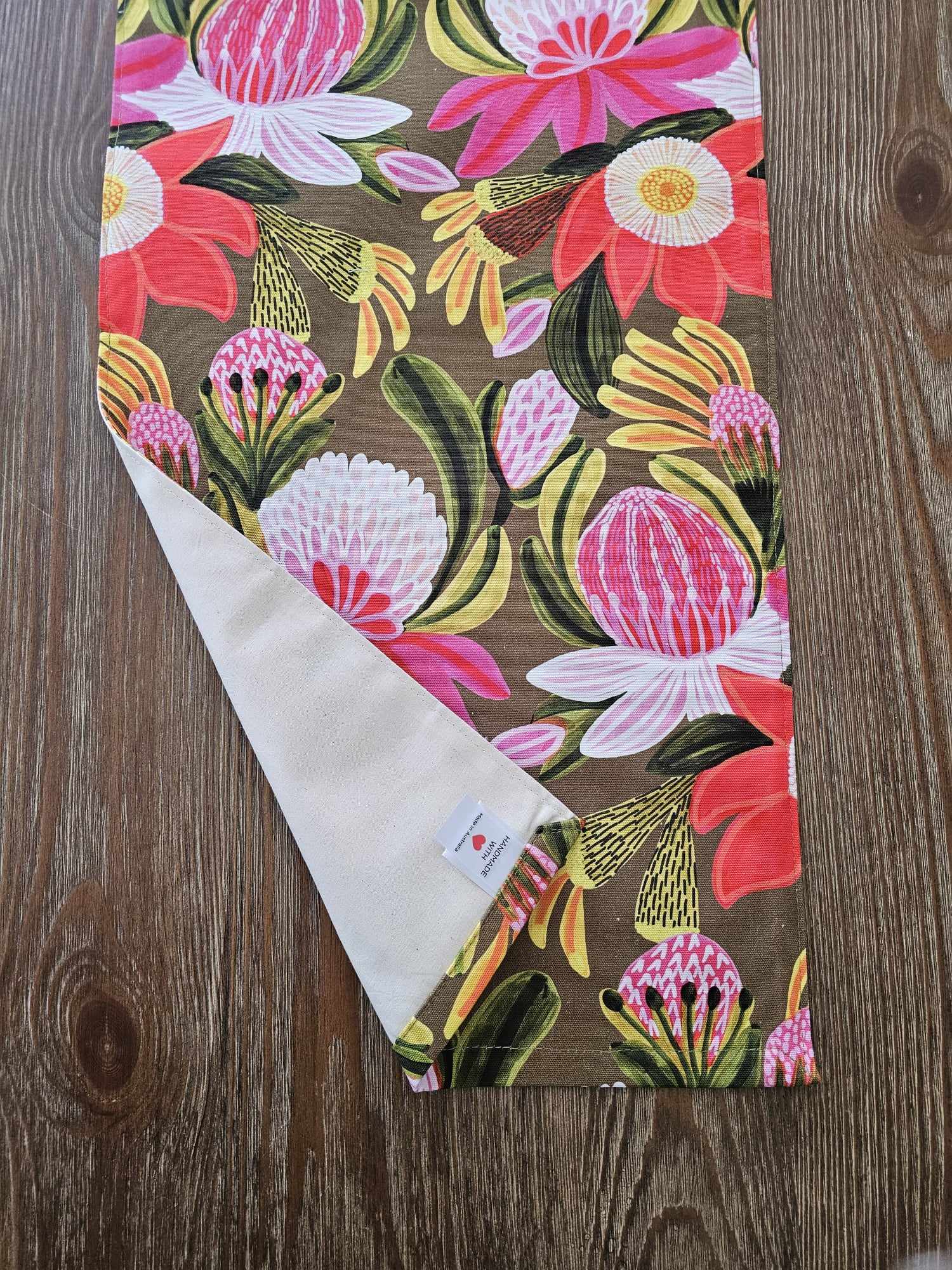 Botanica Olive Table Runner