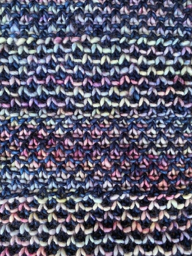 Coldstream Cowl Pattern 2023 Mecha Paris Night & Glaze pattern