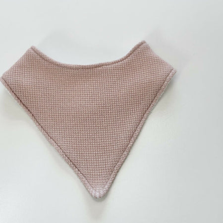 Dusty pink waffle bandana bib