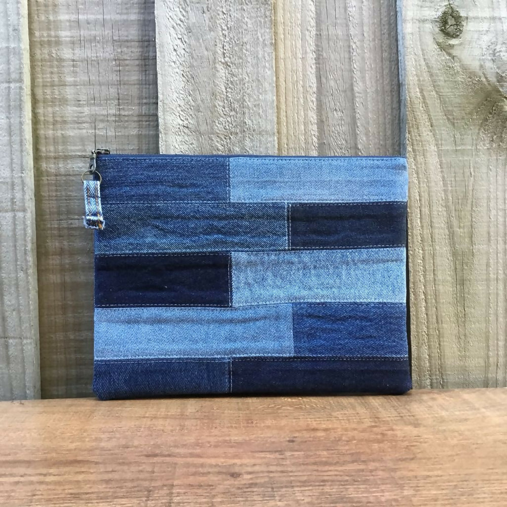 Upcycled-denim-pouch-09a