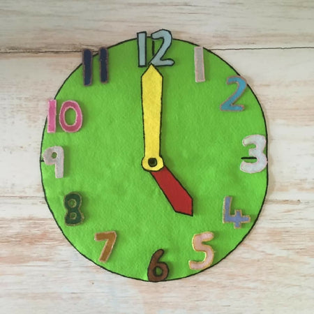 Telling the Time Felt Set