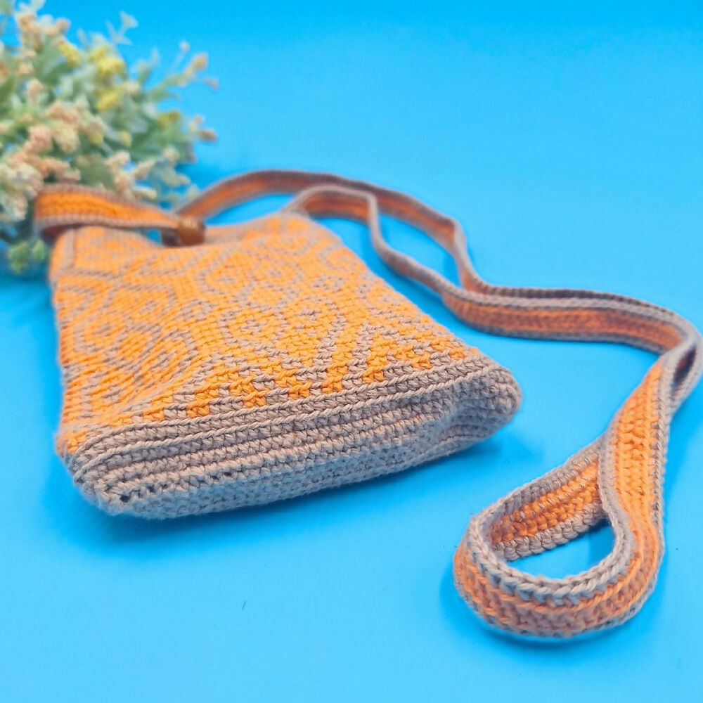 Tapestry Crochet Phone Bag Small Orange - Base