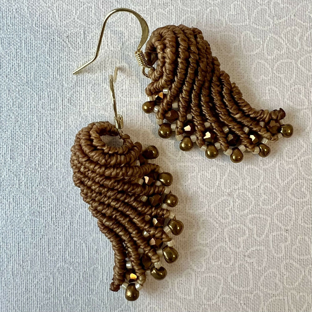 Brown Shell Micro Macrame Earrings +Free Microfibre Pouch