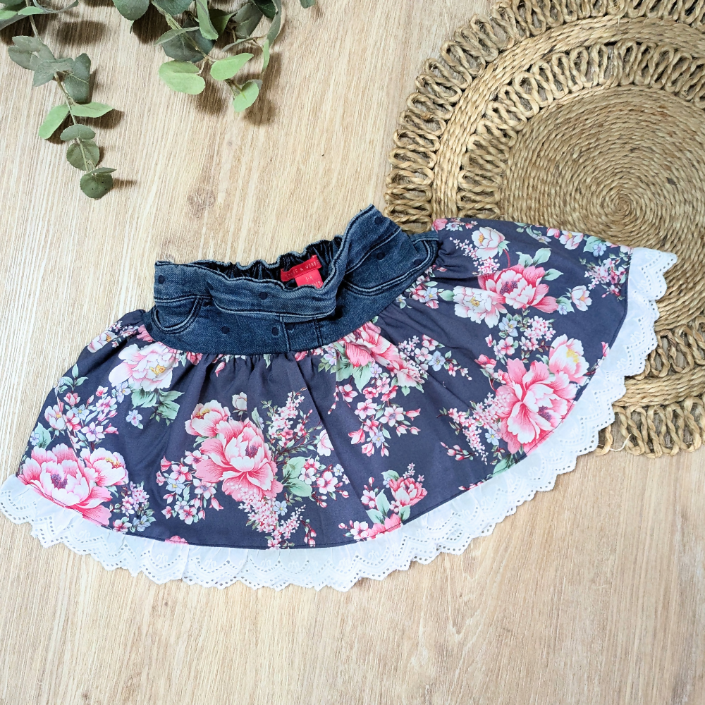 size-2-3-upcycled-denim-skirt-pinl-floral-australian-handmade-sewing-the-denim-patch (3)