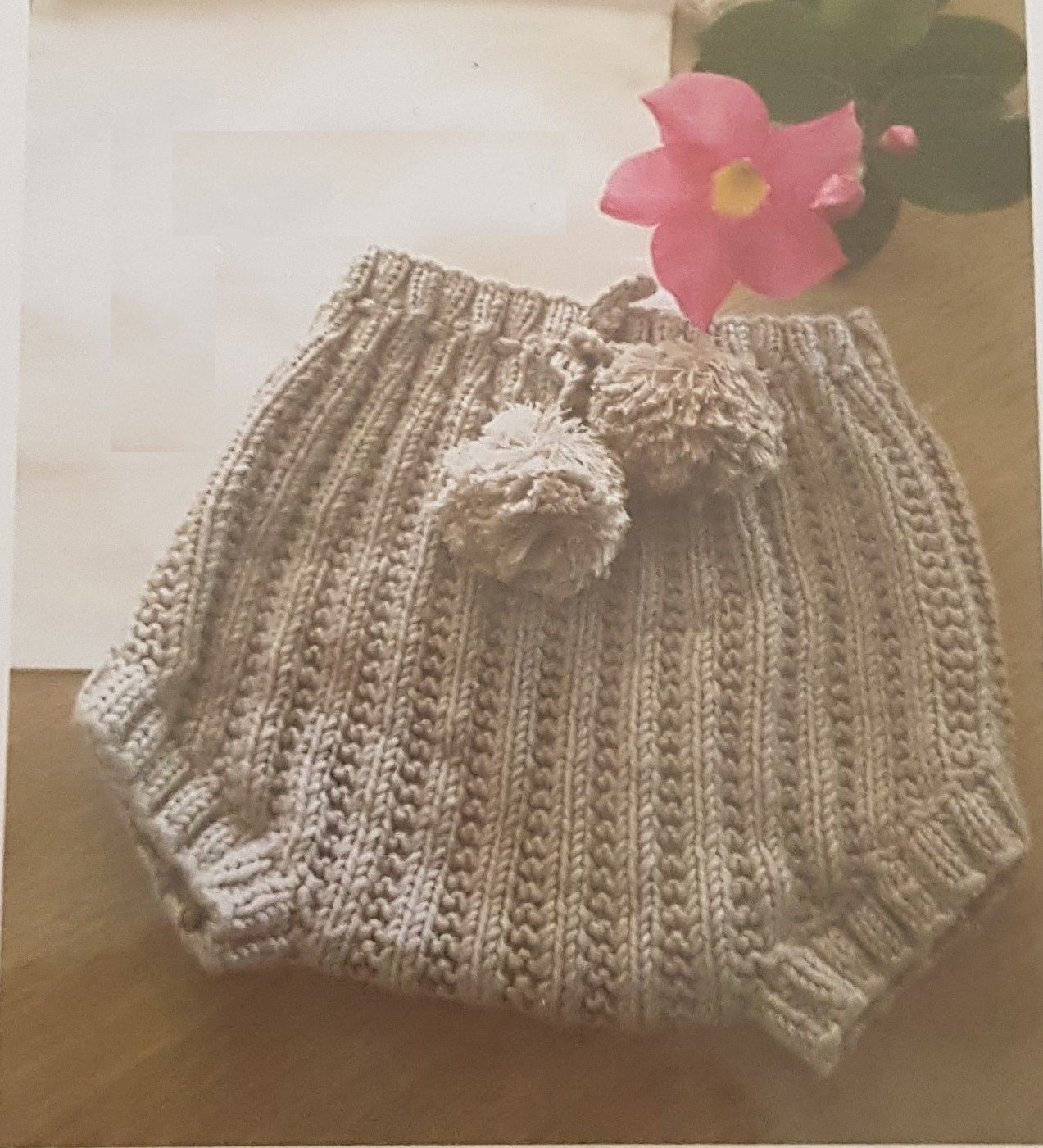 Baby Bloomers Handknitted in 100% Natural Yarn. 6-12mths. Free p&p