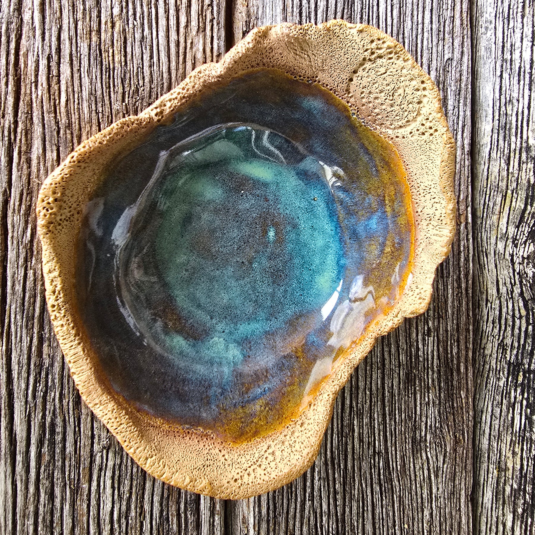 Rockpool series textured bowl