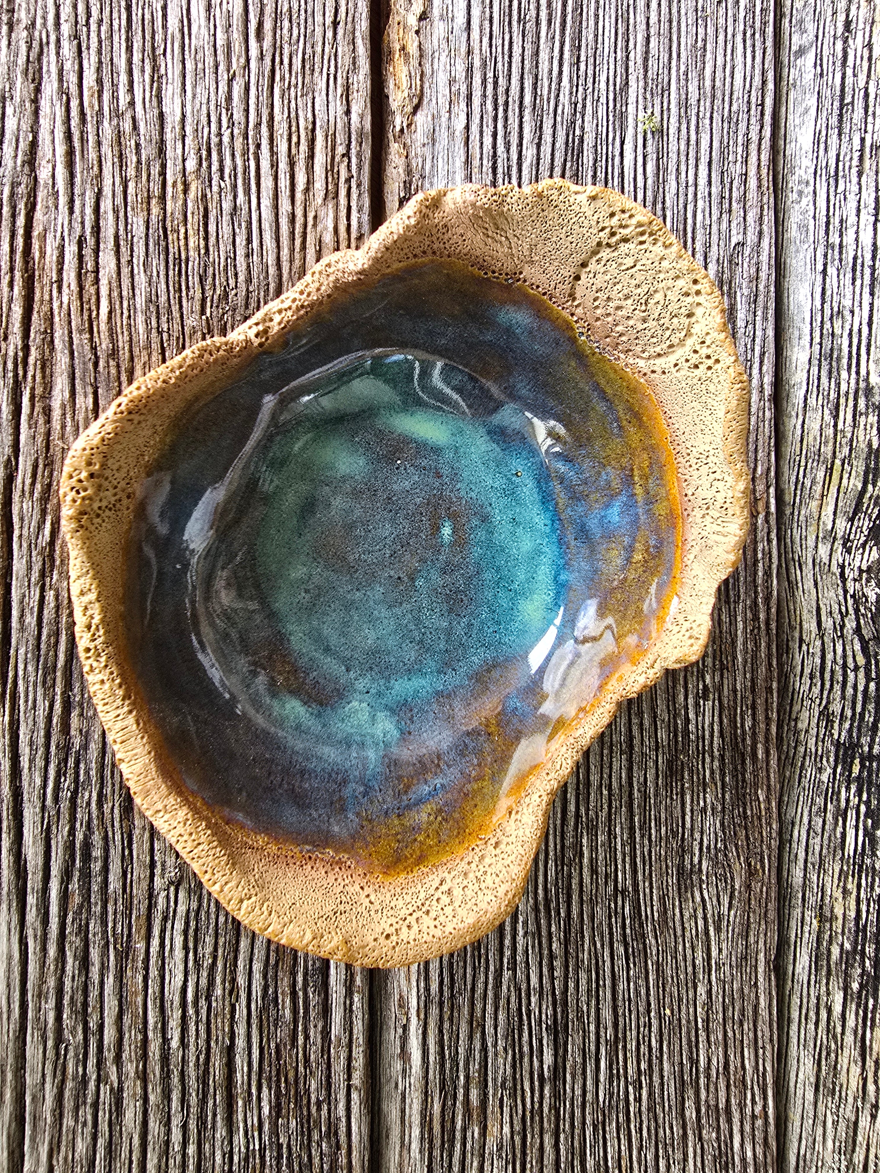 Rockpool series textured bowl