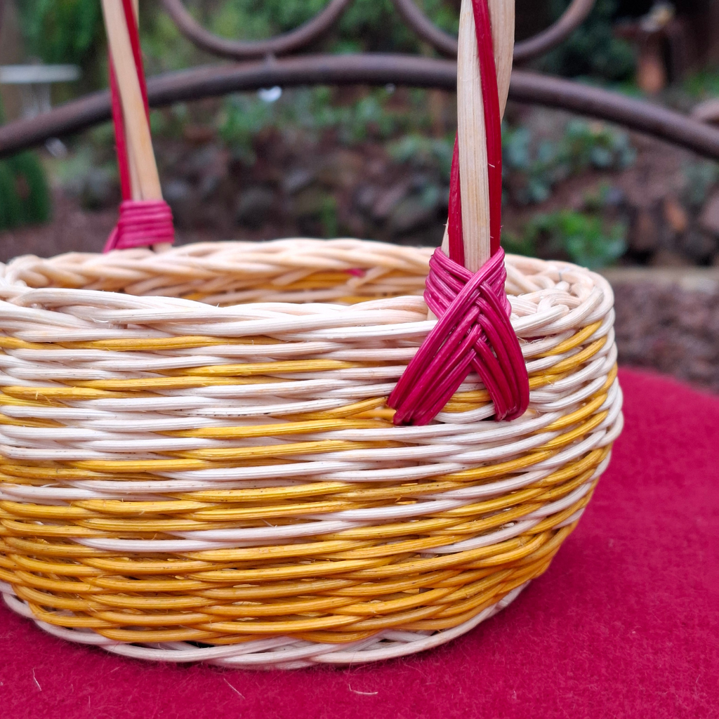 Small handled basket