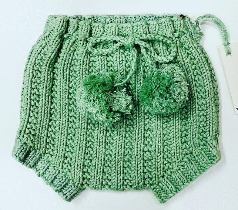 Baby Bloomers Handknitted in 100% Natural Yarn. 6-12mths. Free p&p
