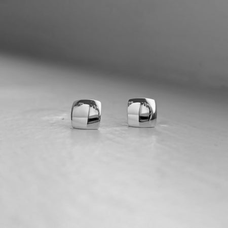 med domed square studs