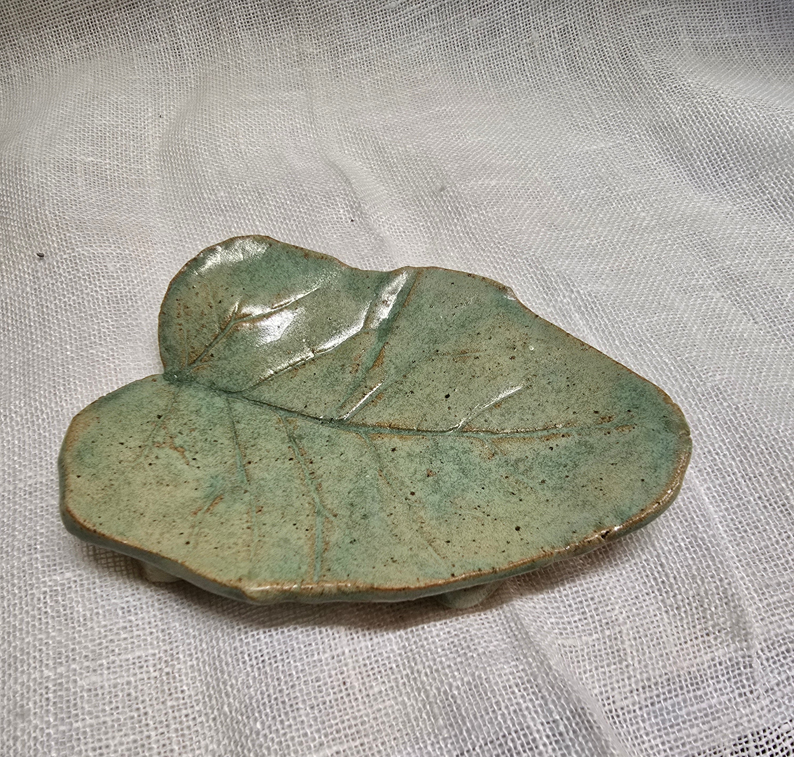 Leaf trinket dish