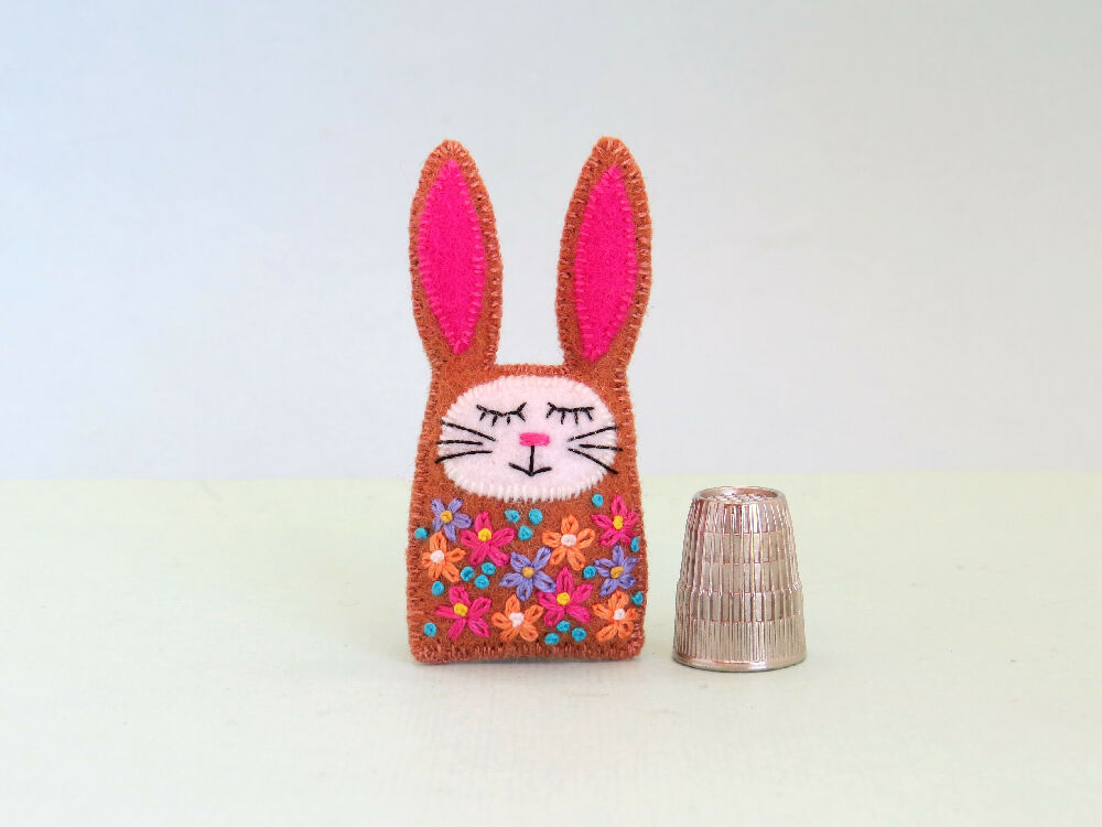 Rabbit Brooch _ Bunny Pin _ 11a