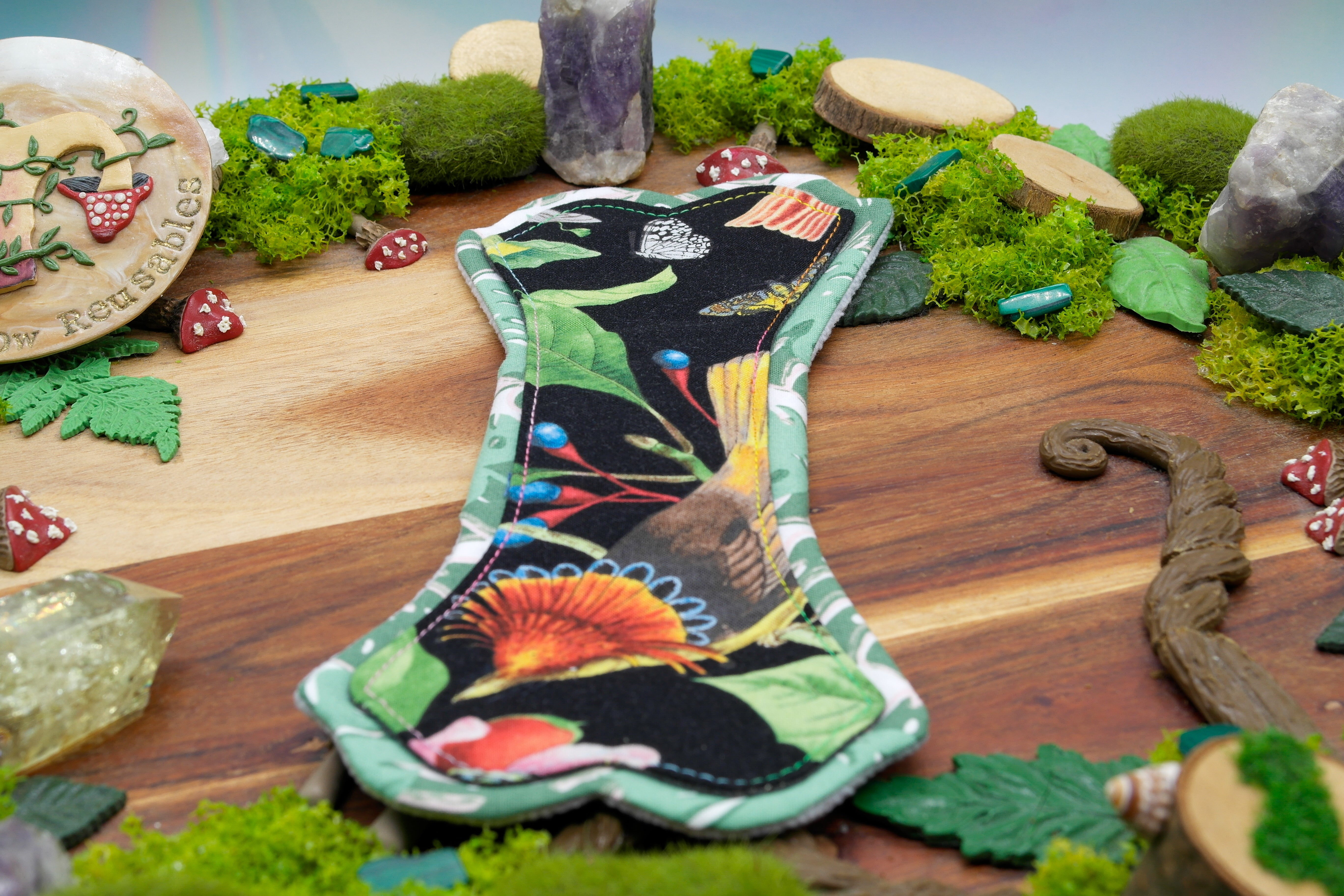 Period positive Reusable cloth pad 10" Moderate (LOA) - botanic garden