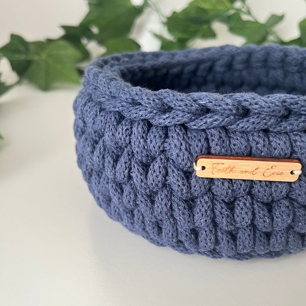 Small crochet basket - colour Denim