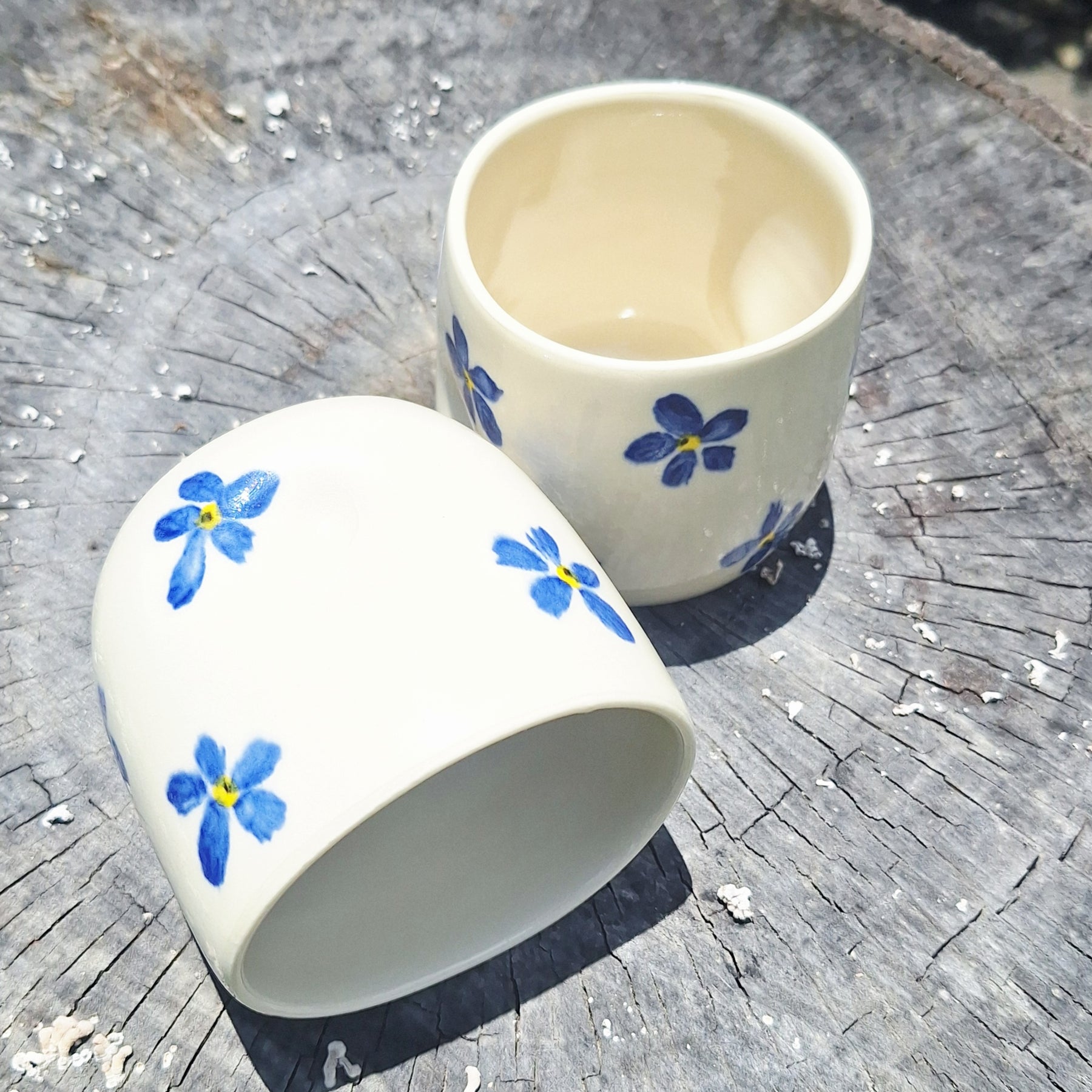Daisy Hug Mugs for Coffee or Tea