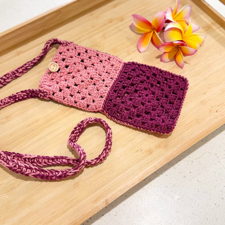 #046-1 Mobile phone bag