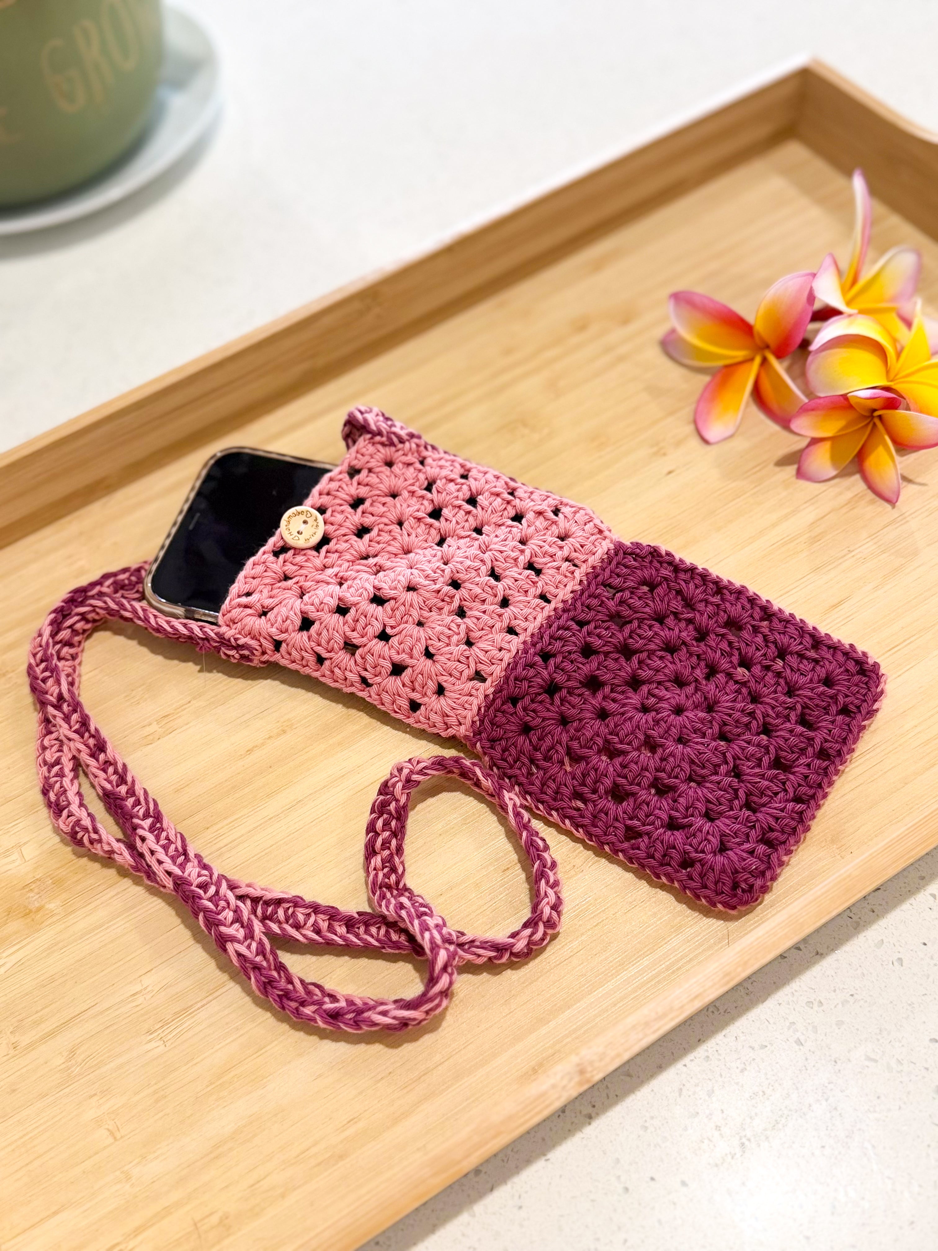 #046-1 Mobile phone bag