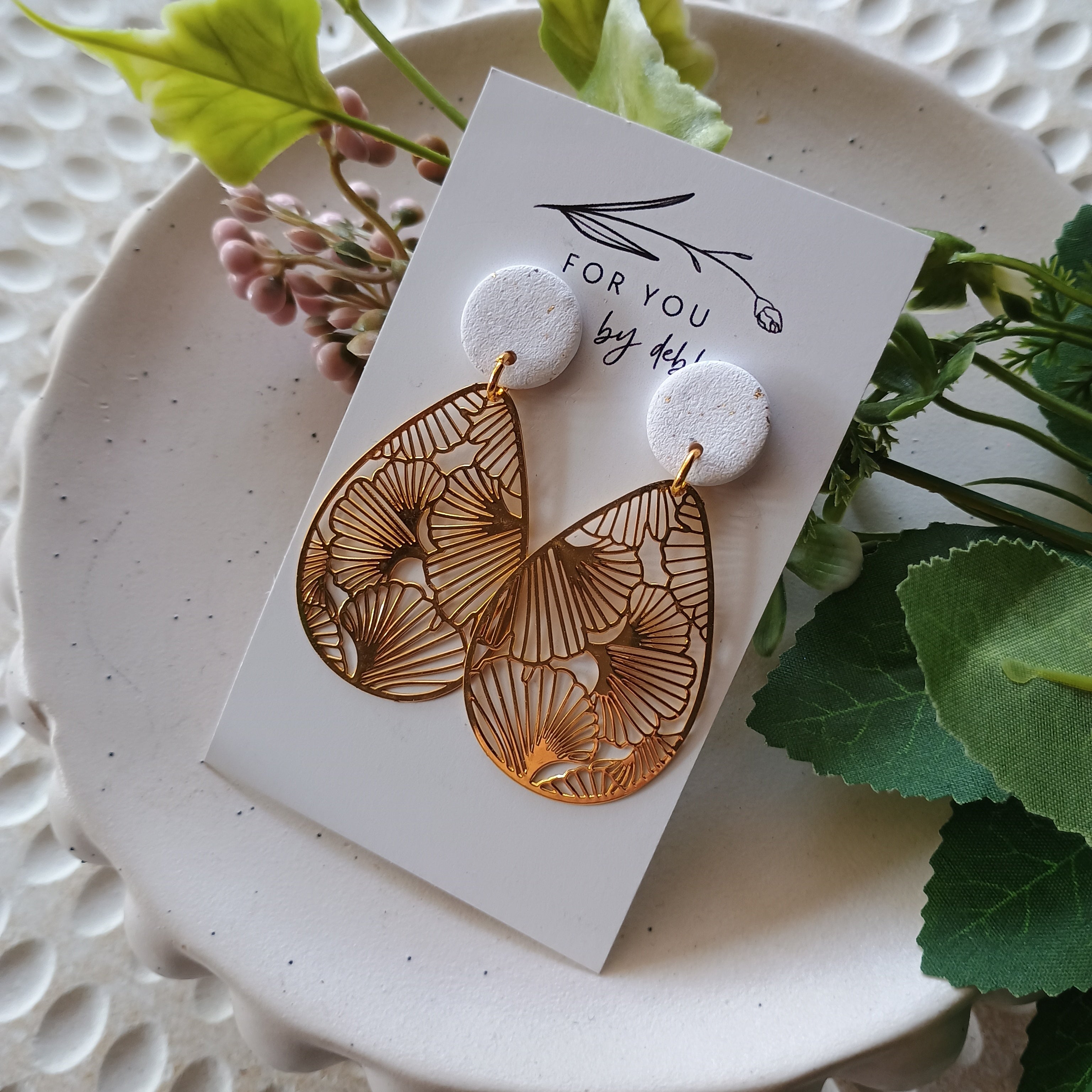 Filigree charm dangle earrings- white and gold