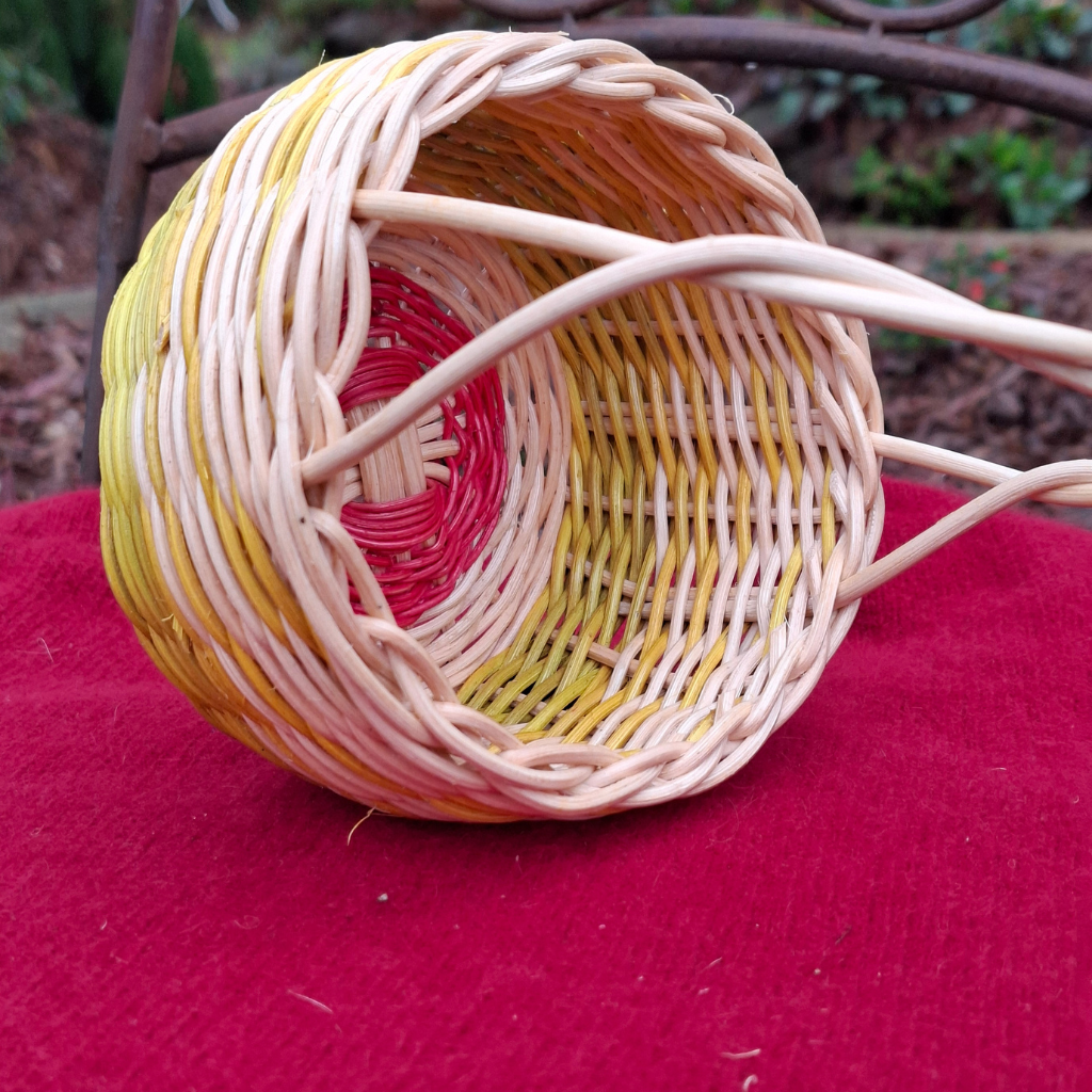 Small handled basket