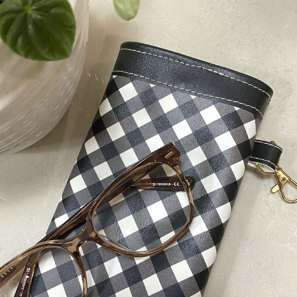 Glasses Case / PU Leather Black and White Gingham pattern print #15