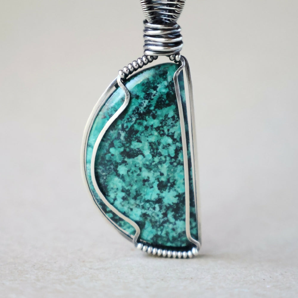 PJS06076_02_ChrysocollaPendant_C