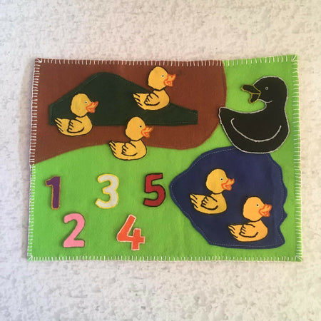 Five Little Ducks Felt Play Mat