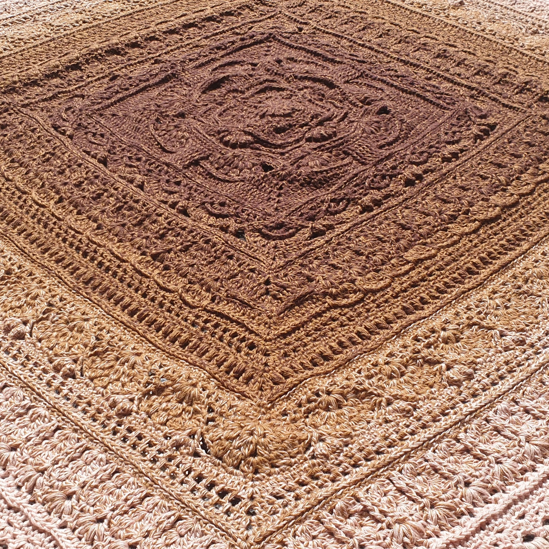 Gorgeous crochet chocolate caramel ripple throw
