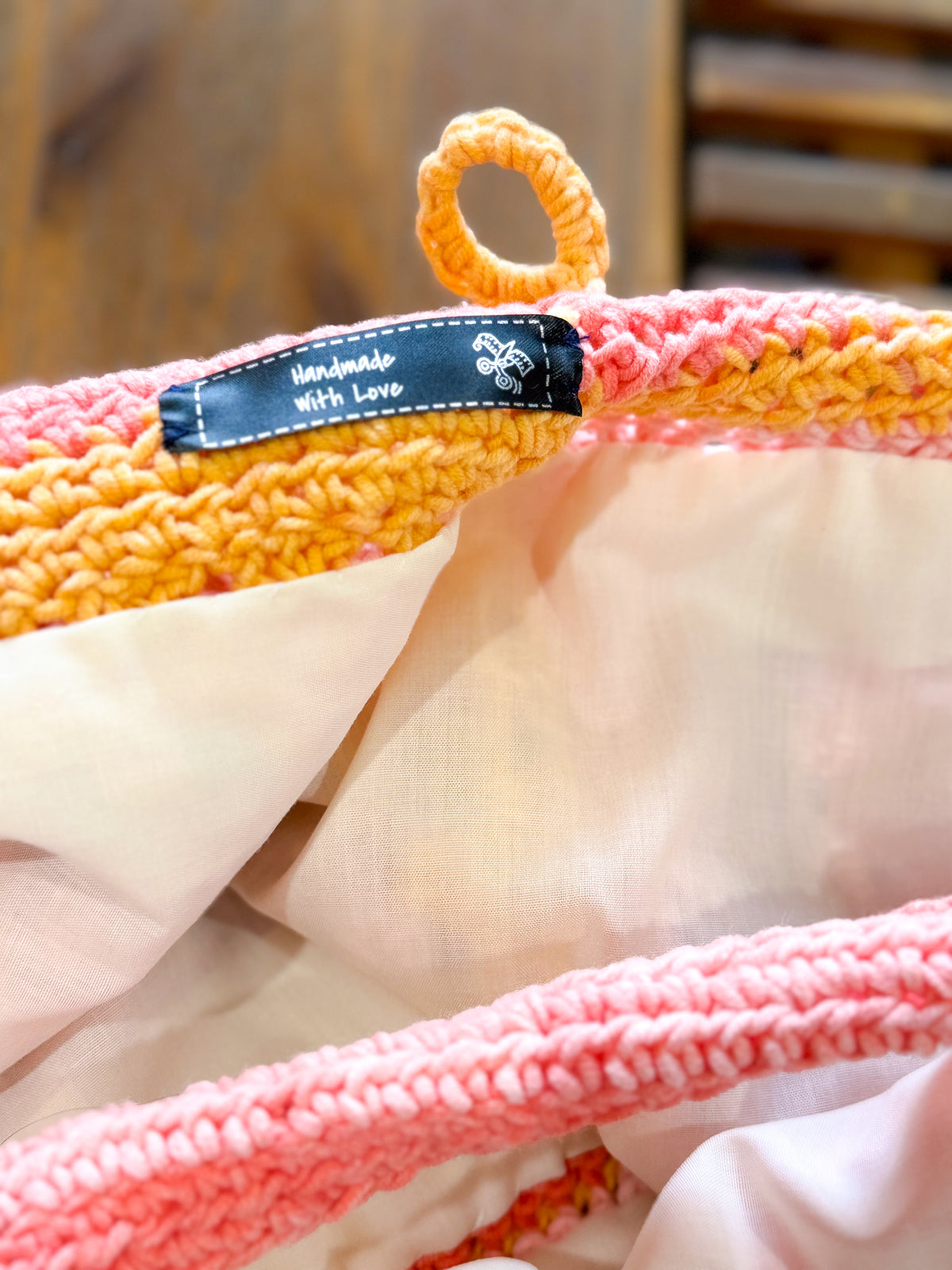 #083 Grannie Square Triangle Bag