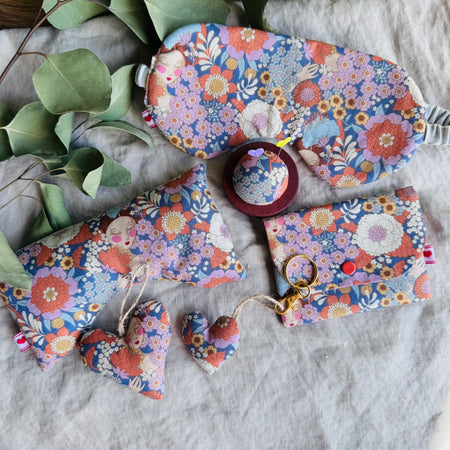 Curated Gift Box – Handmade Comfort, Calm & Keepsakes