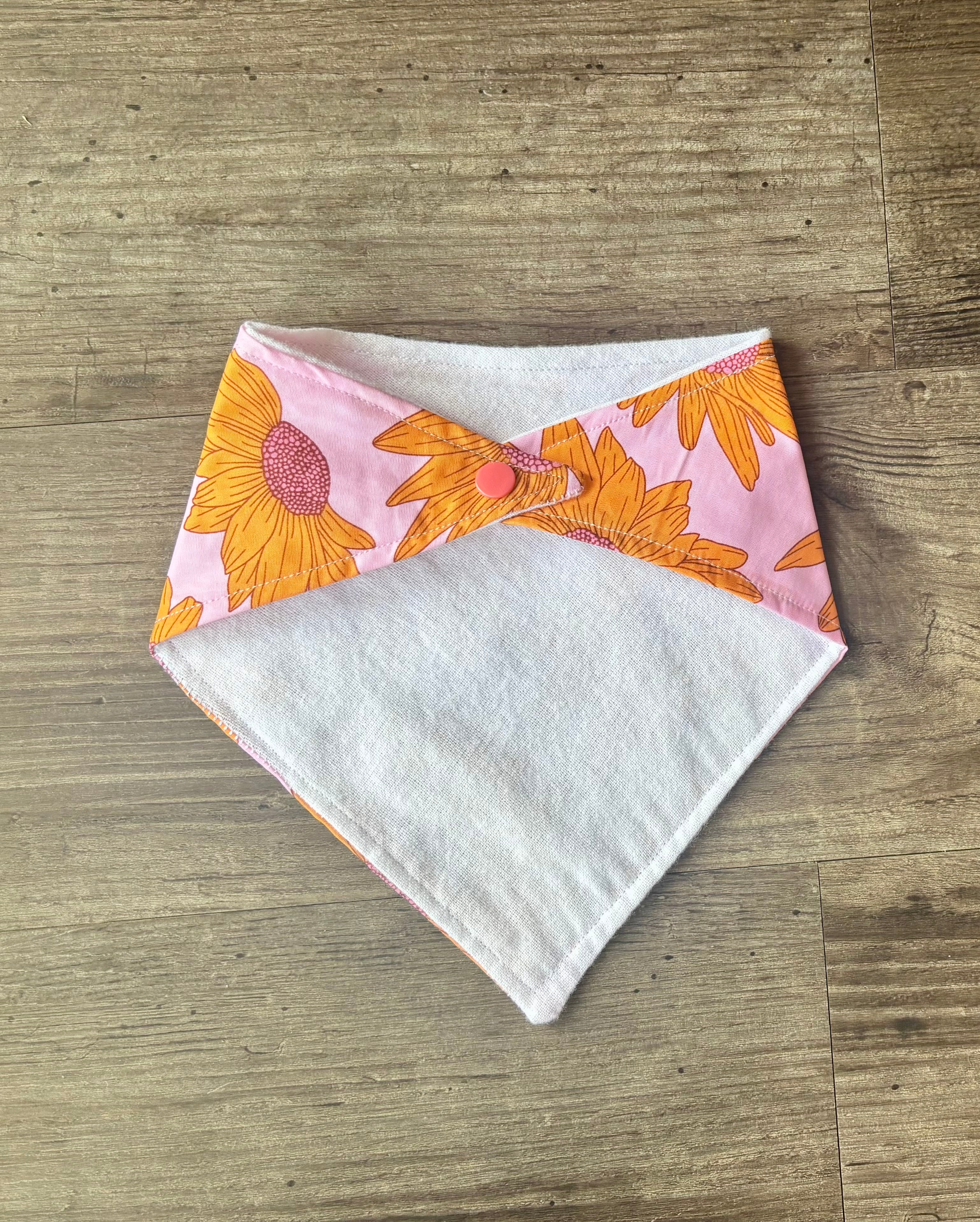 Bandana Bib Floral Pink
