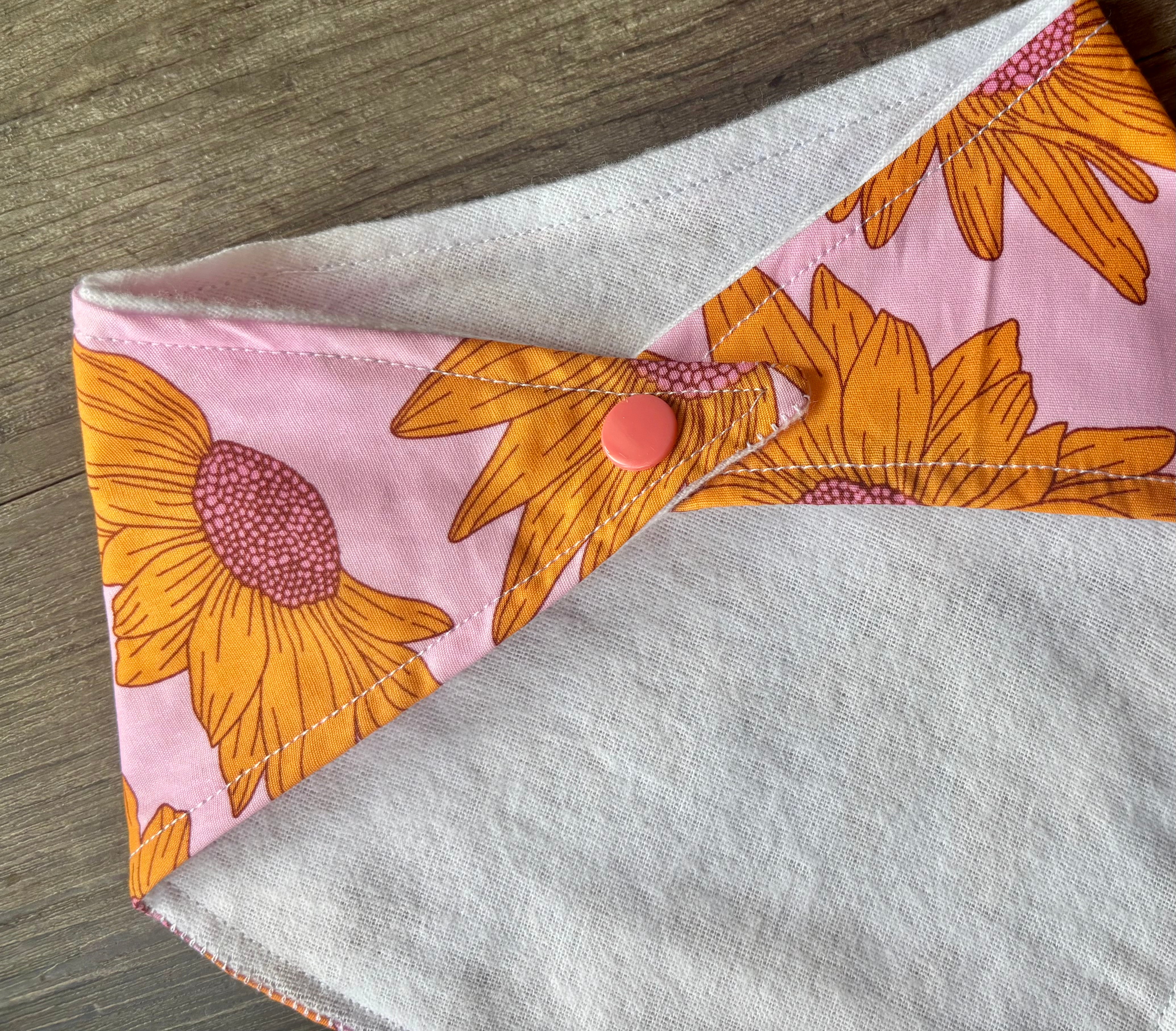 Bandana Bib Floral Pink