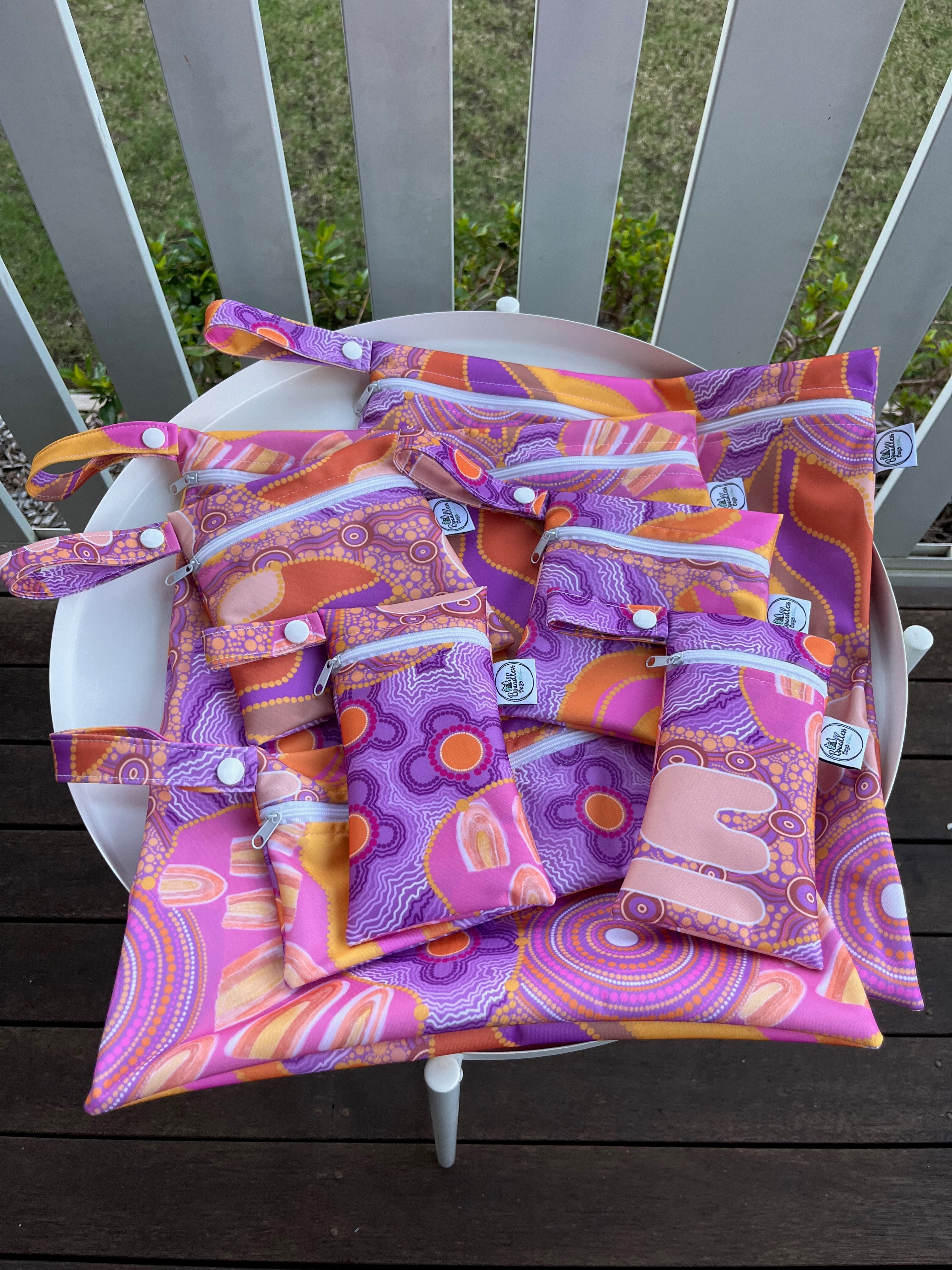 READY MADE Water-resistant wet bags - Mum (Art with Nunj)