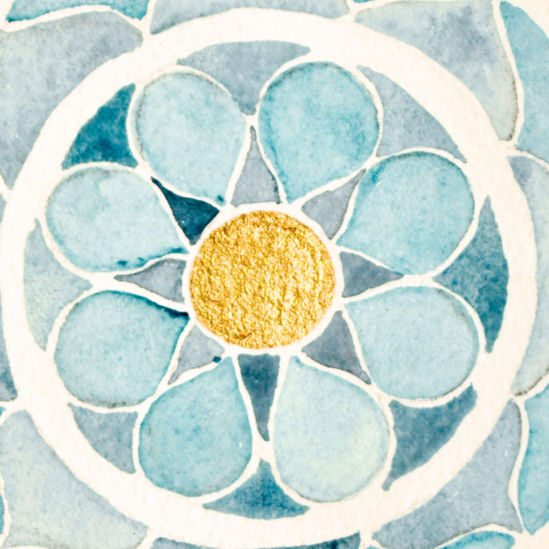 Speak Your Truth with Crushed Apatite, Lapis Lazuli and Sodalite.