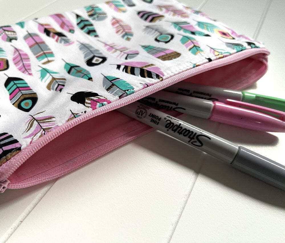 Feathers pencil case