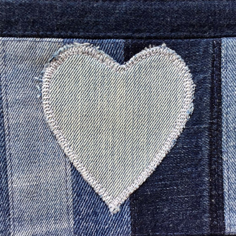 upcycled_denim_pouch_08f