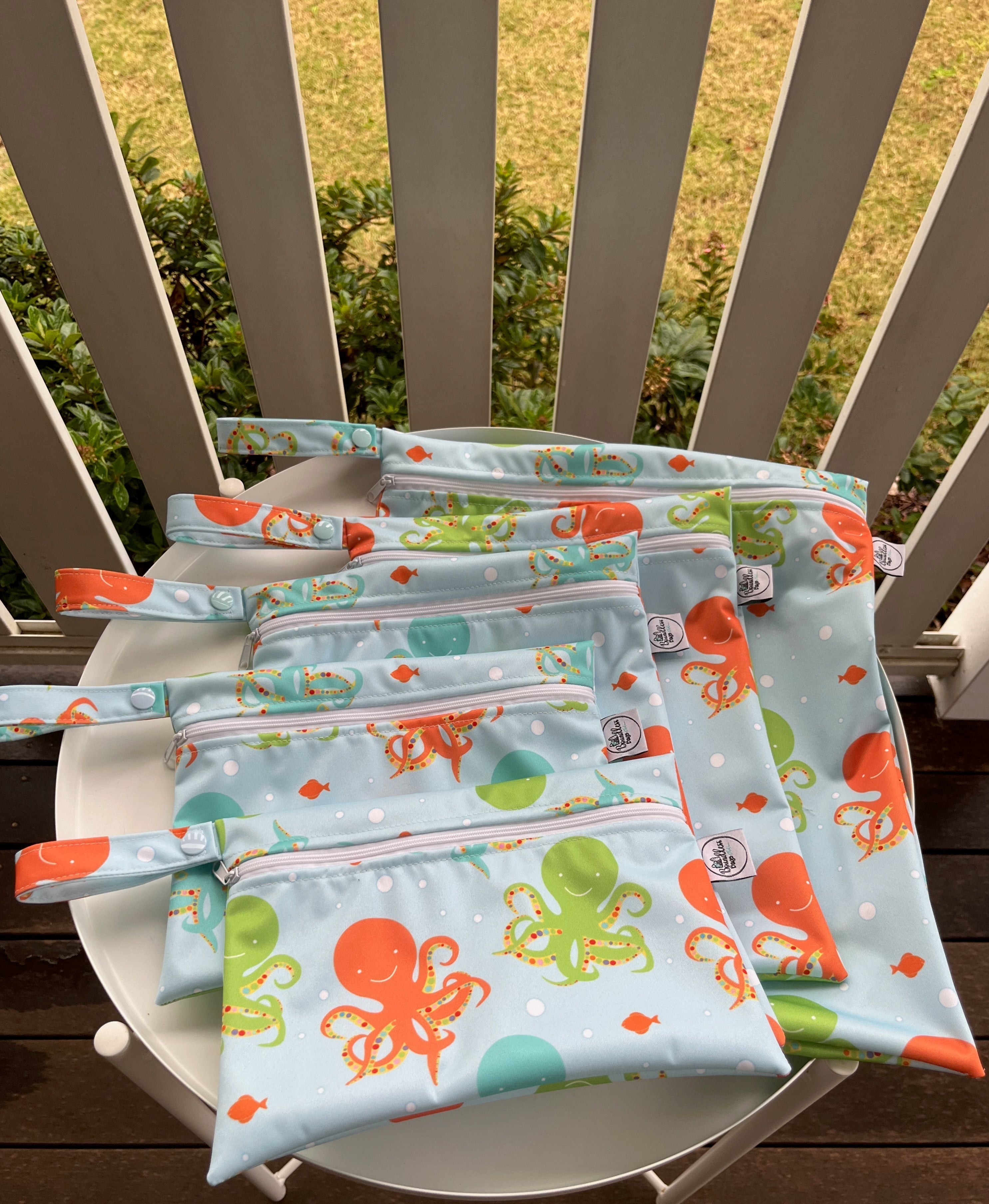 READY MADE Water-resistant wet bags - Octopus (Creative Monsoon)